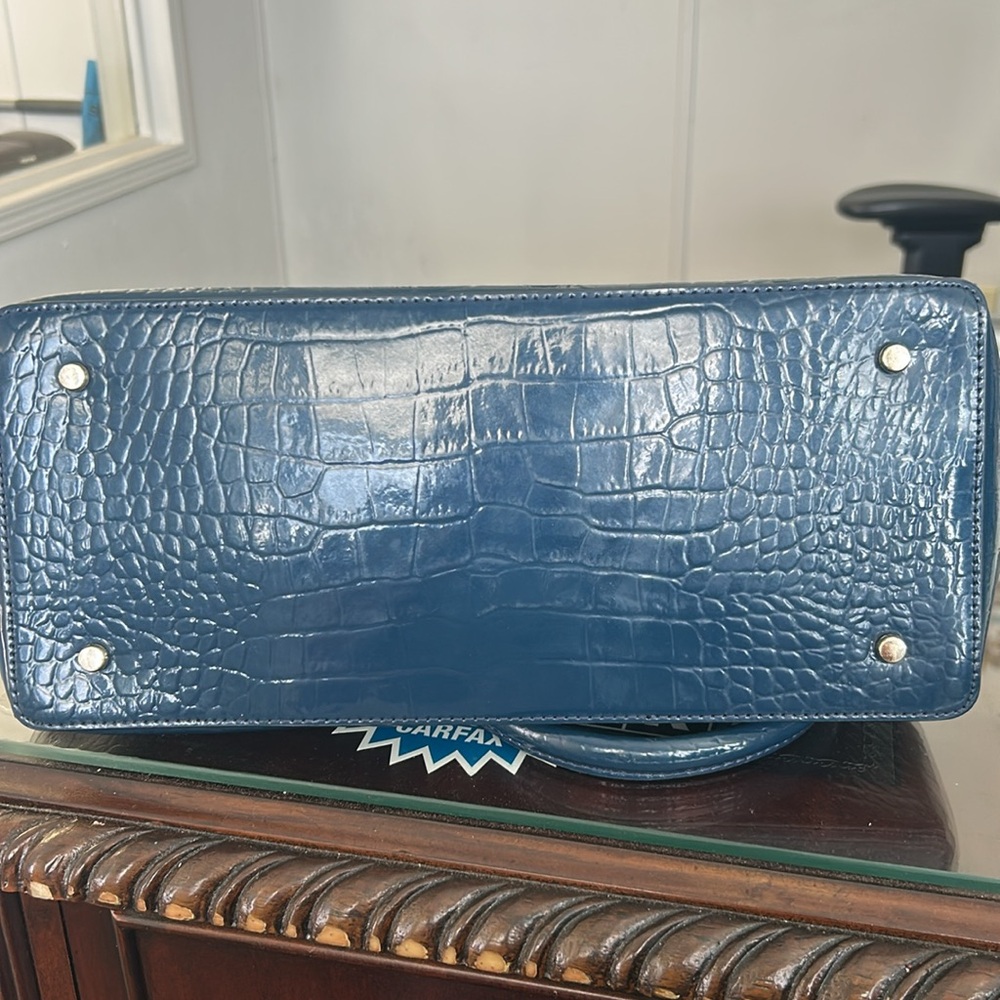 Kate Spade Navy Croc-Embossed Shoulder Bag and Dust BagNavy Blue Preowned - Picture 13 of 15